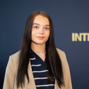 Unser engagiertes Recruiting-Team in Thüringen - Lara Dressel, duale Studentin bei Intent Brands in Suhl